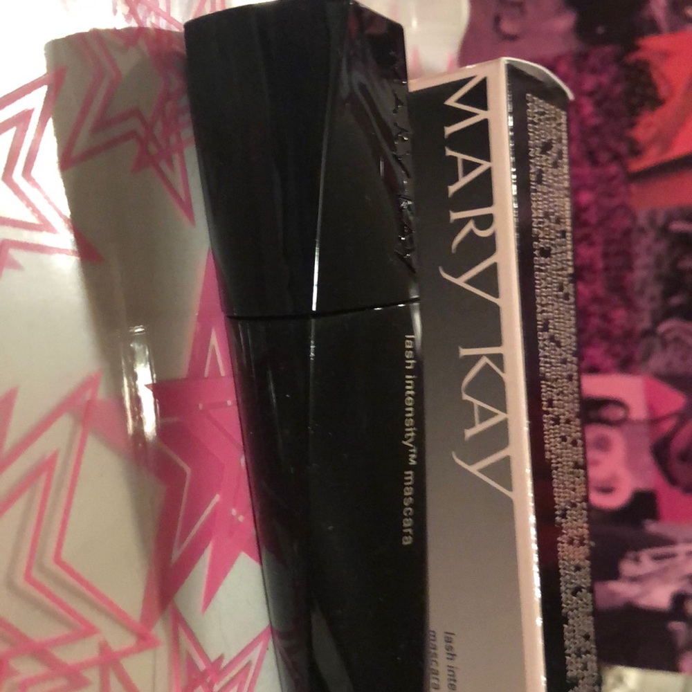 Mascara